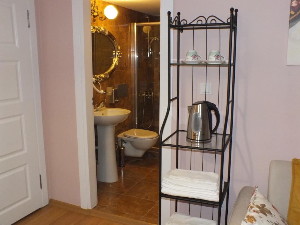 Yesim Suites Istanbul Bagian luar foto