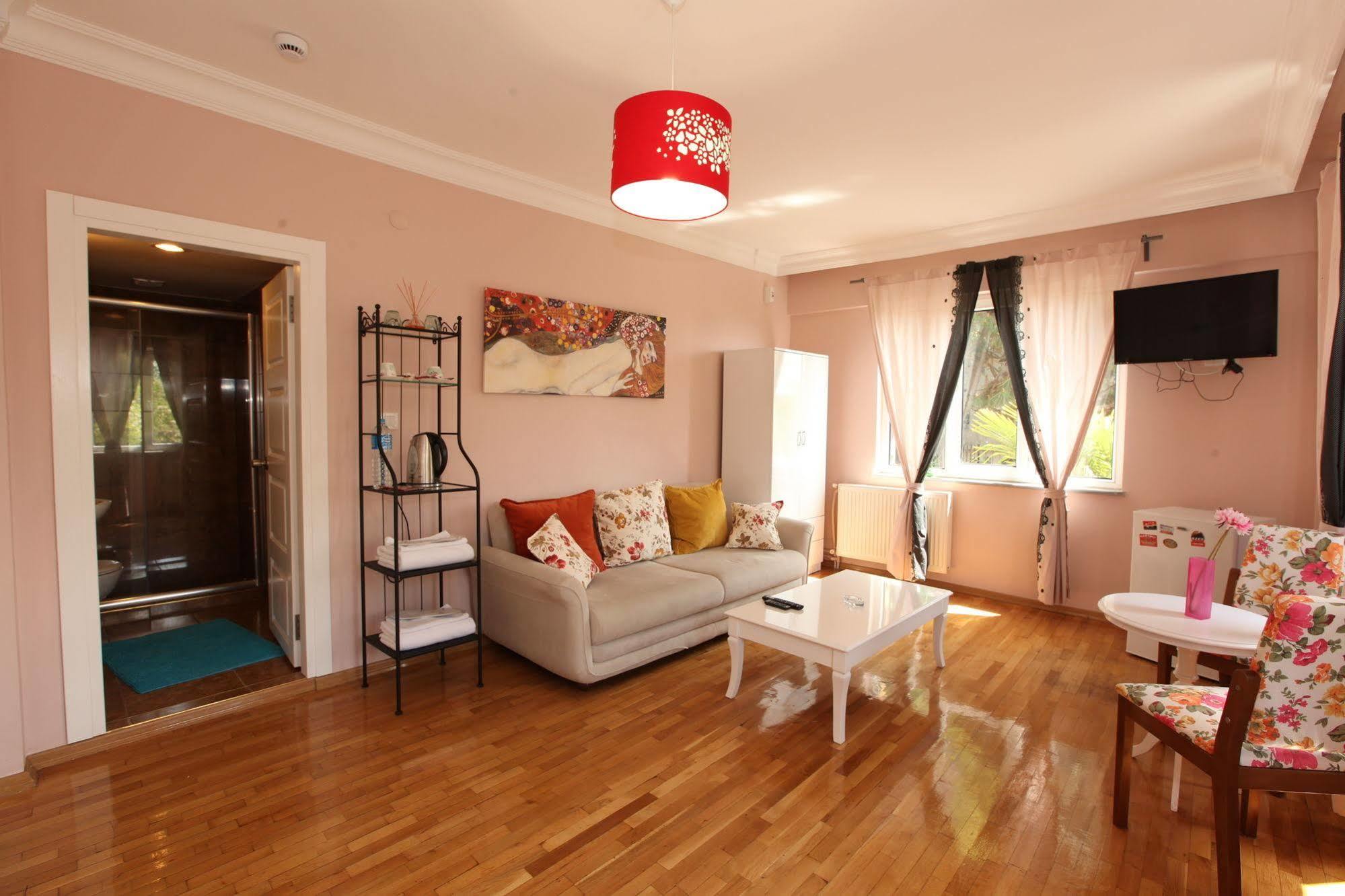 Yesim Suites Istanbul Bagian luar foto