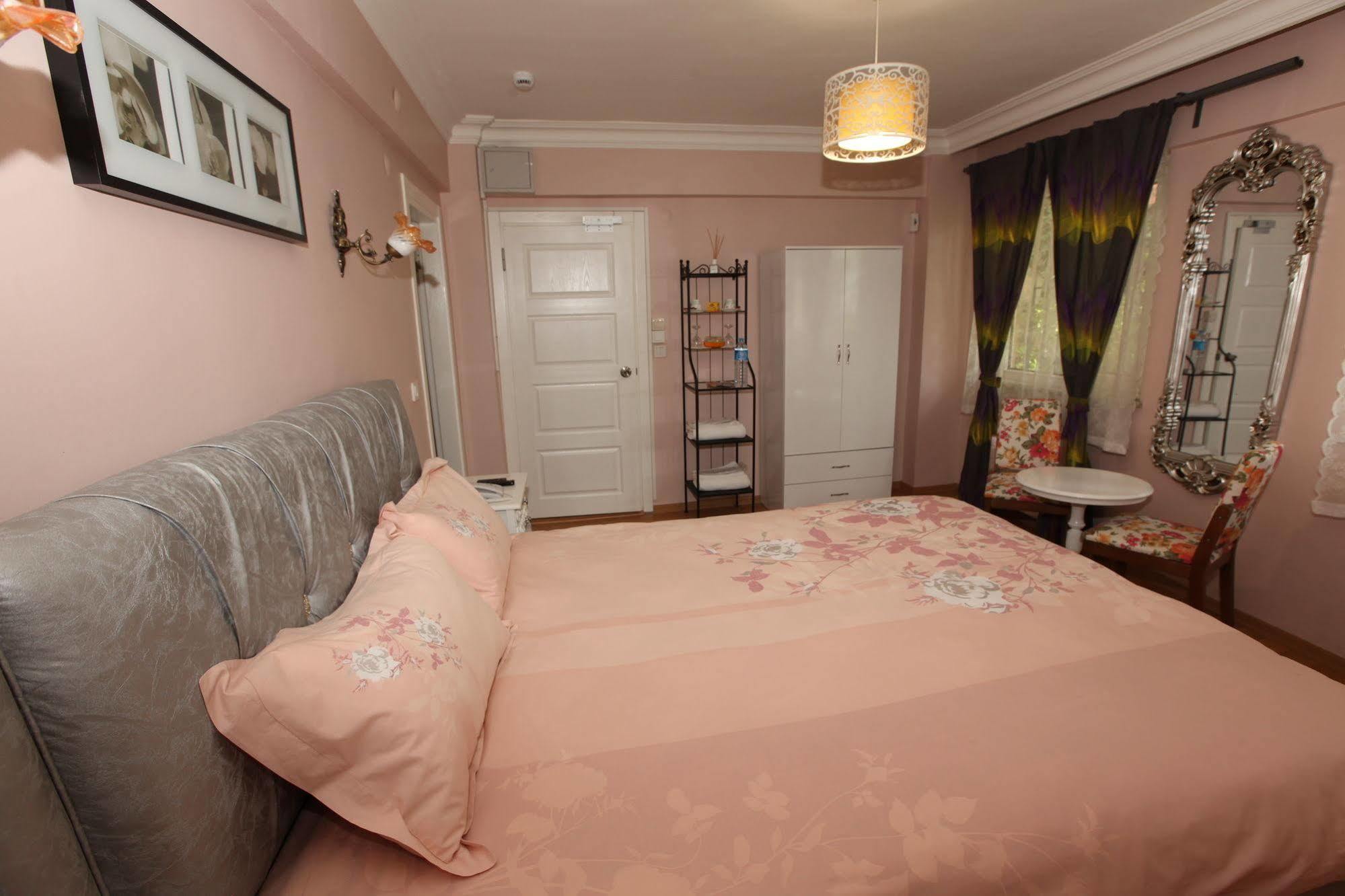Yesim Suites Istanbul Bagian luar foto