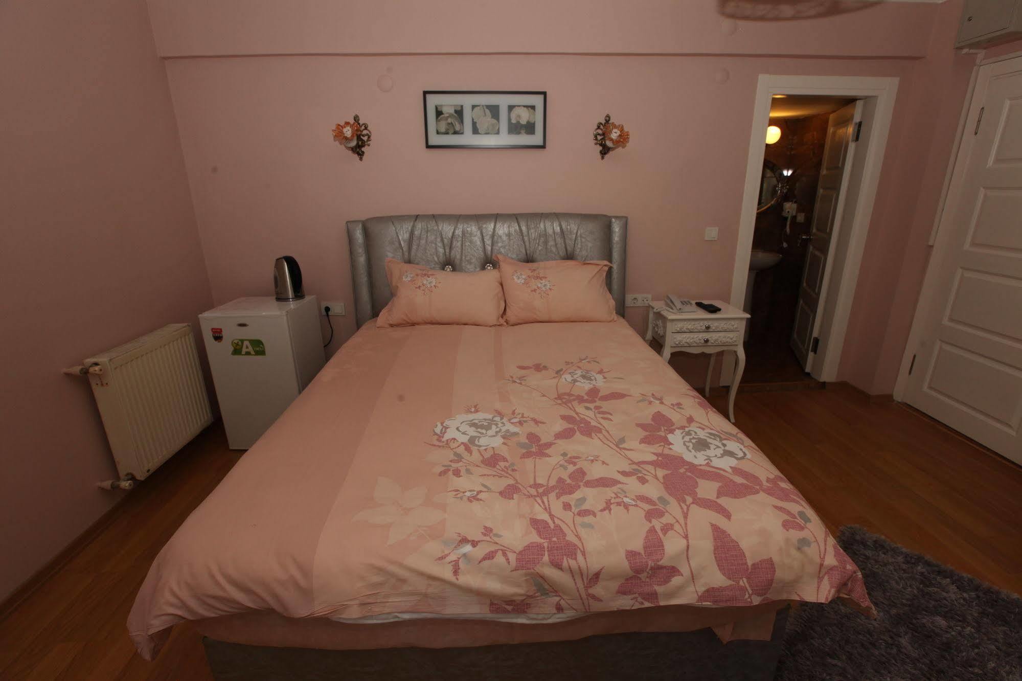 Yesim Suites Istanbul Bagian luar foto